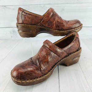 BOC women Embossed Brown Leather Clogs sz 8.5M